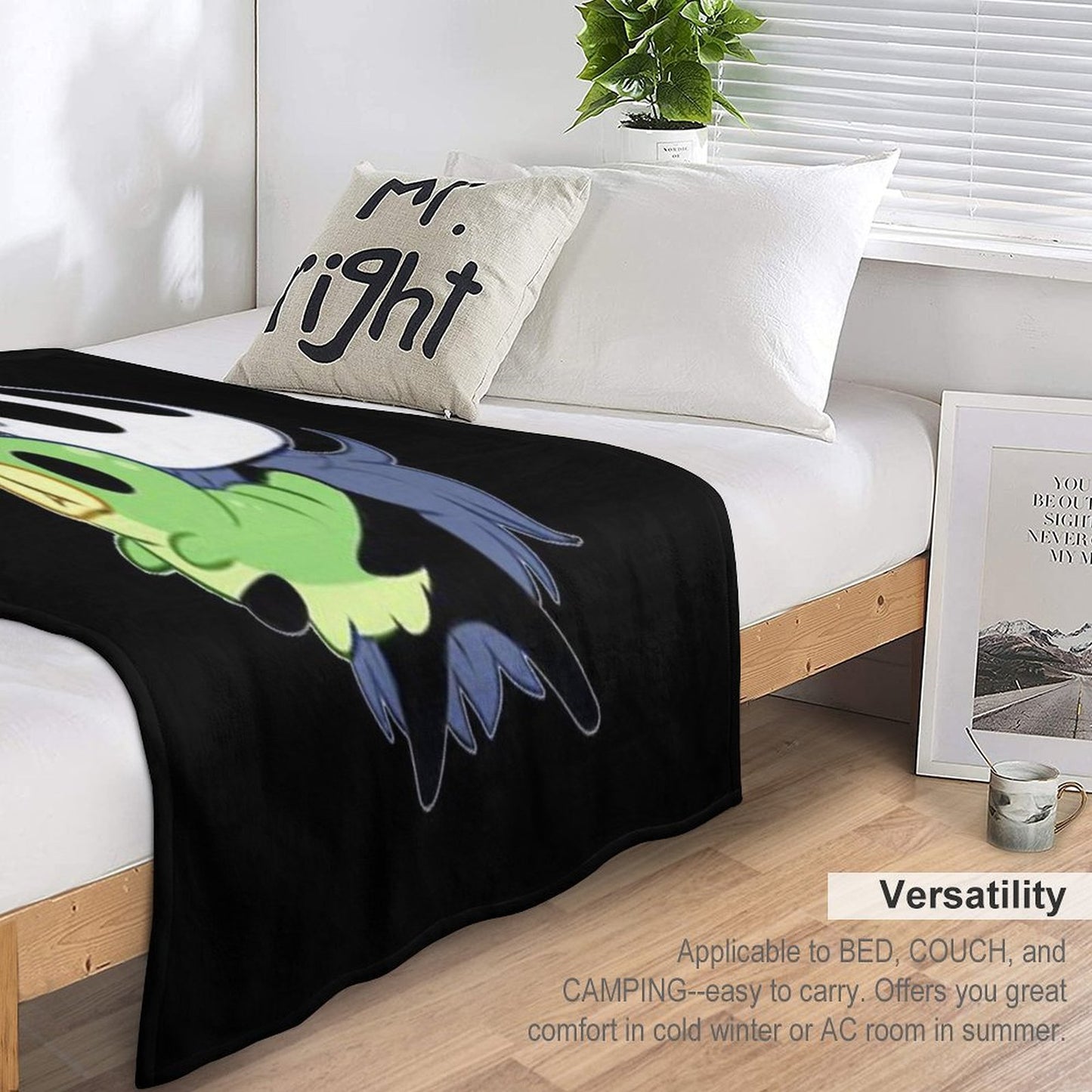 Hollow Knight - The Knight Lightweight Throw Blanket