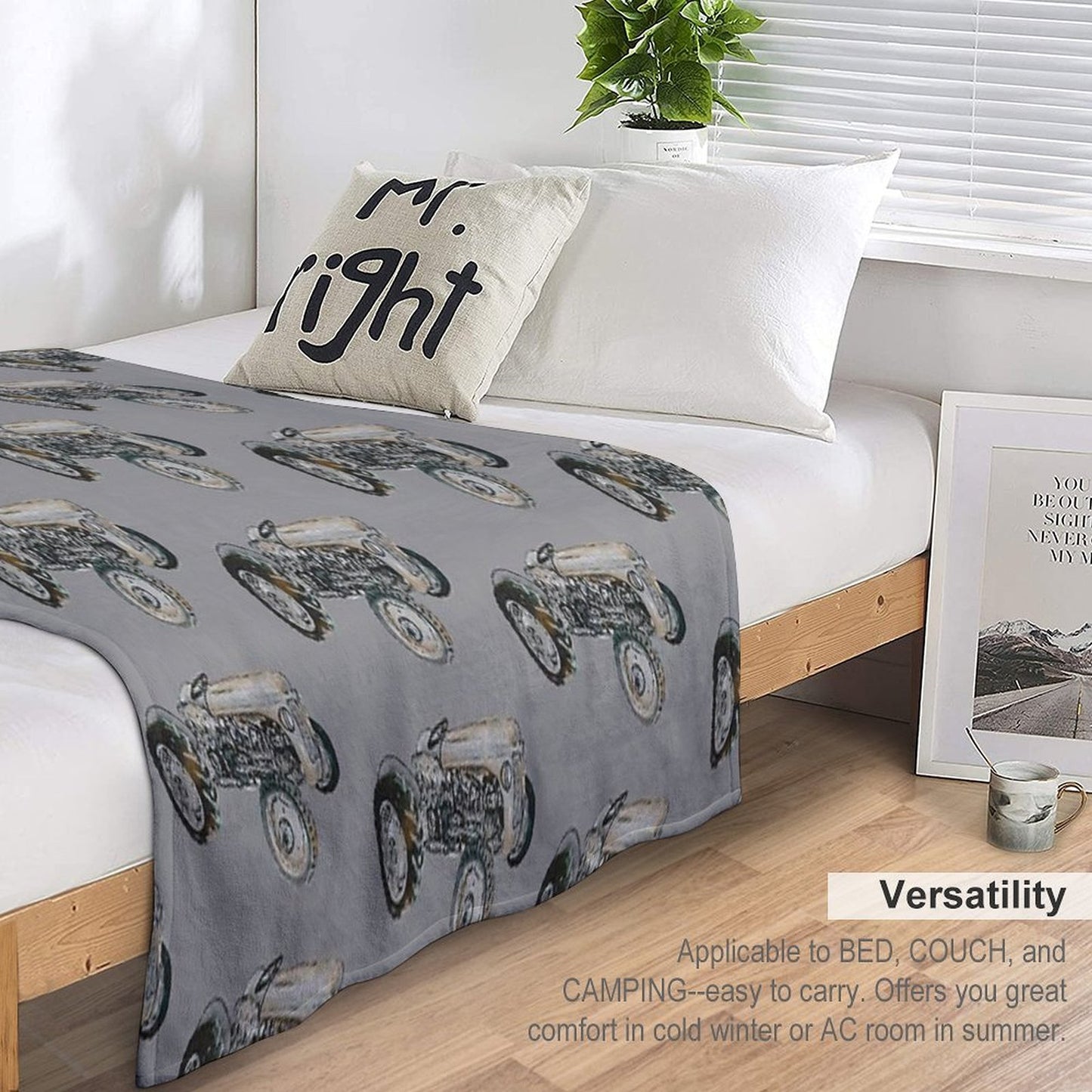Painting of Ferguson Tractor Lightweight Throw Blanket