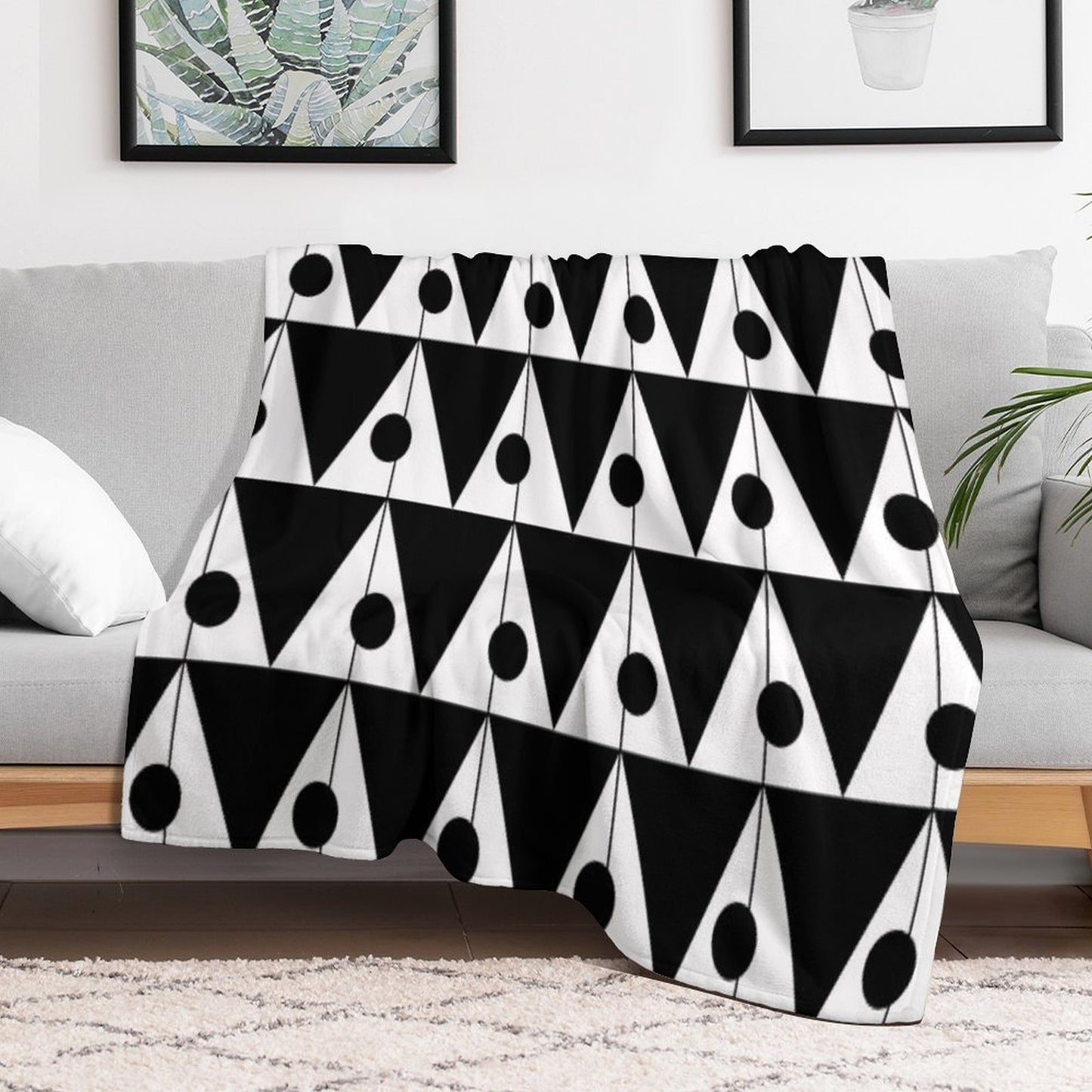 Large Retro Triangles Pattern No.1 Black And White Gift-ready Throw Blanket