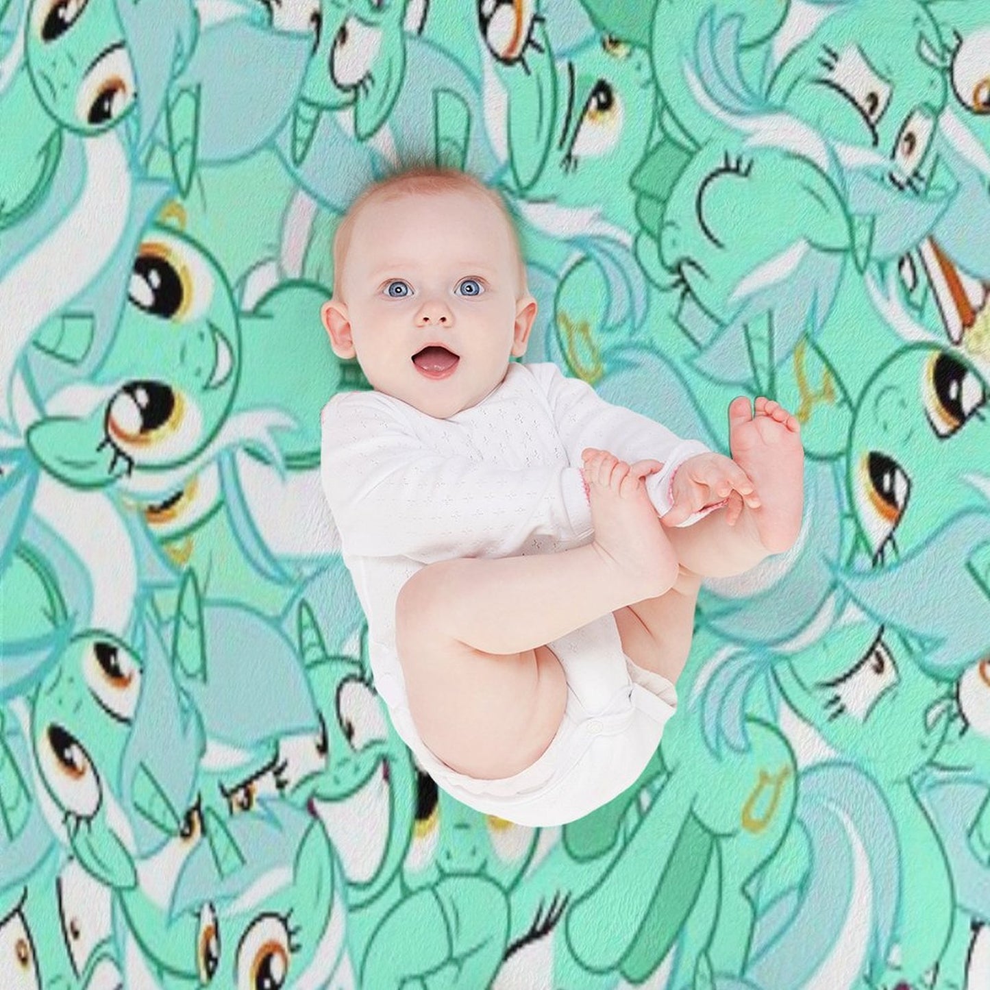 Lyra Mess Travel-friendly Throw Blanket