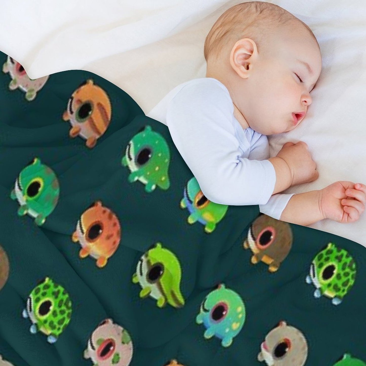 Forest Tree Frog Plush Throw Blanket