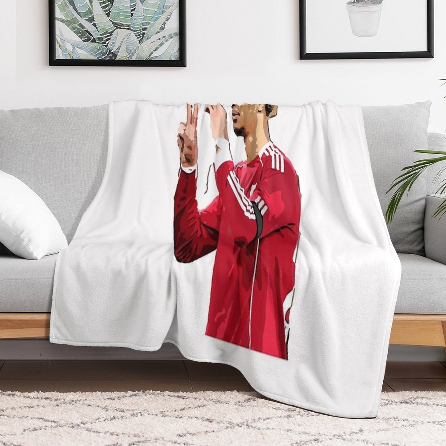 Hugo Ekitike Anti-pilling Throw Blanket