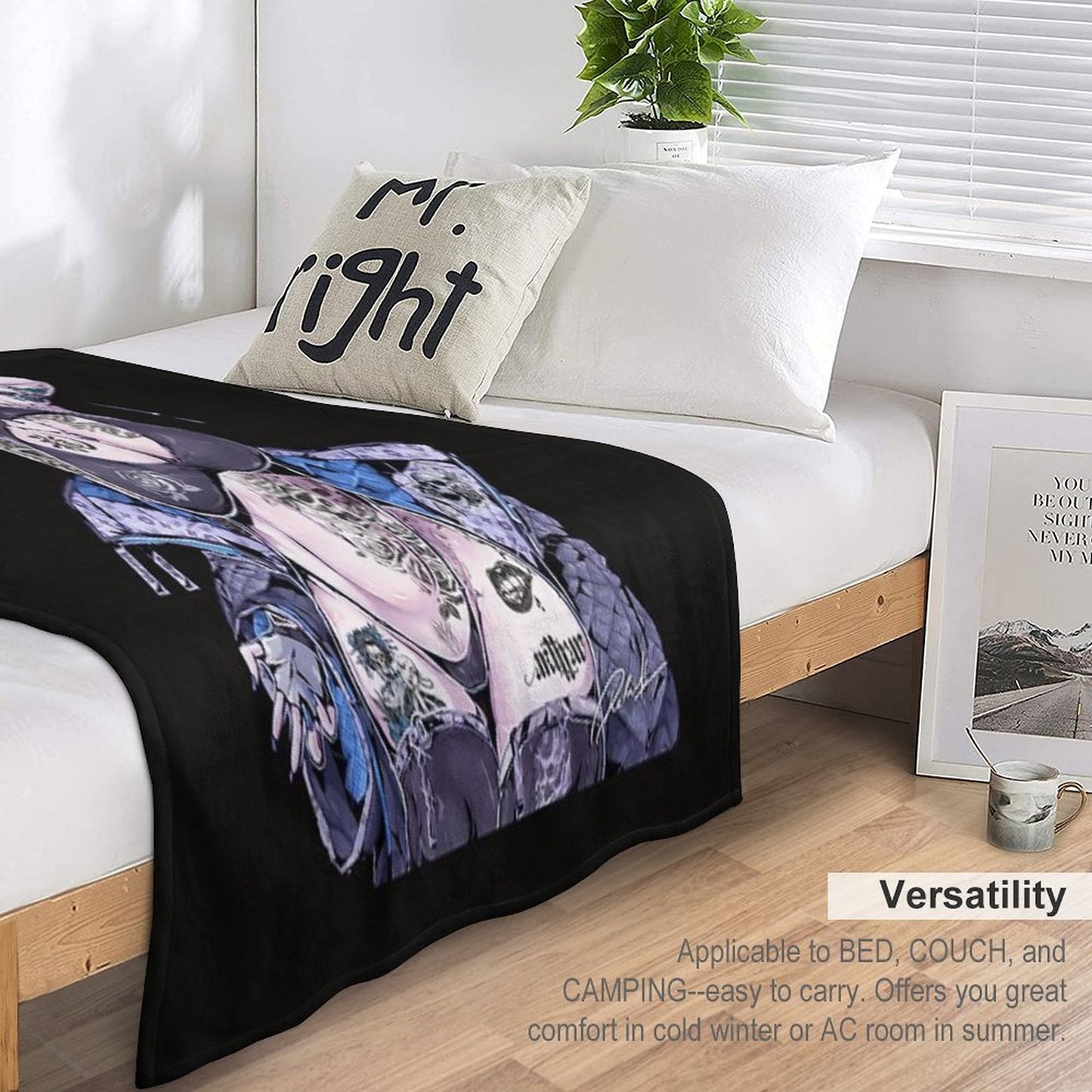 Nazuna Nanakusa Comfort Throw Blanket
