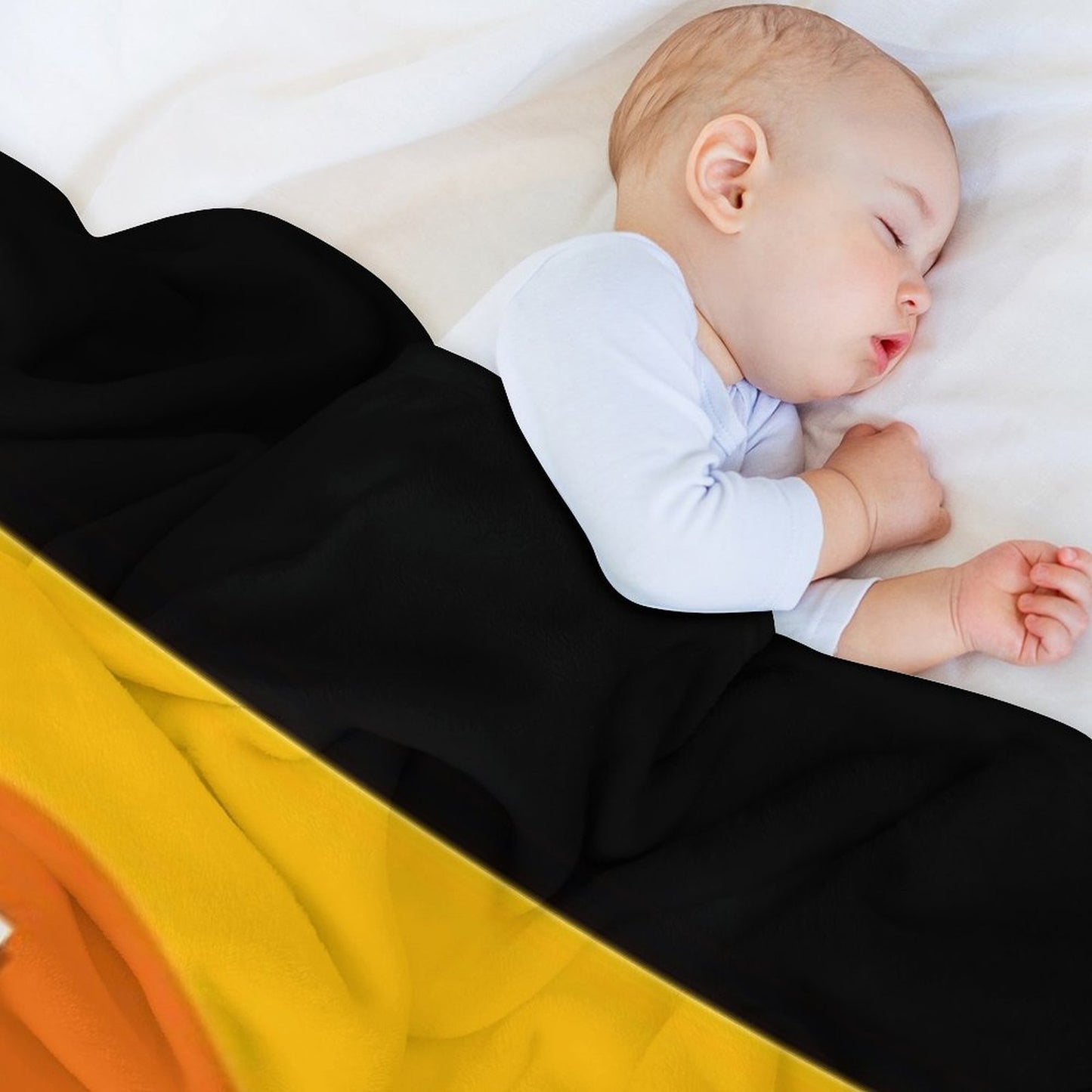 PaulanerSpezi Munich Versatility Throw Blanket