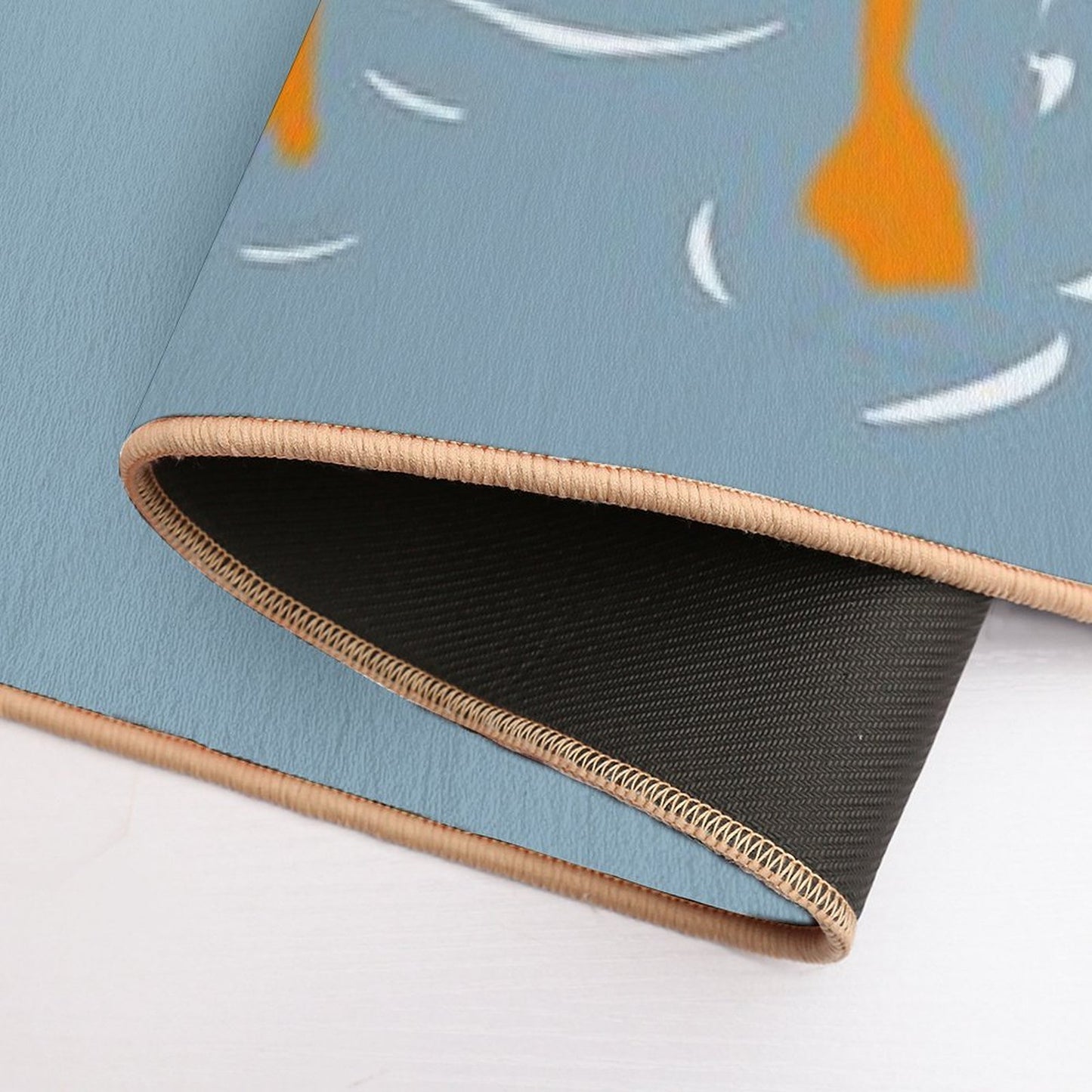 Bottoms Up! Dirt-Trapping Bath Mat