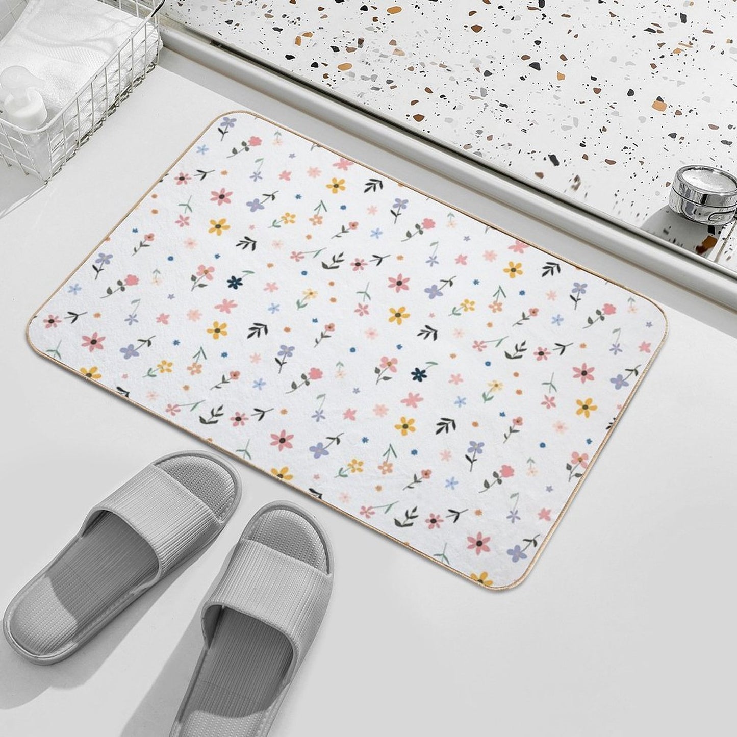 Scattered Flowers Dirt-Trapping Bath Mat