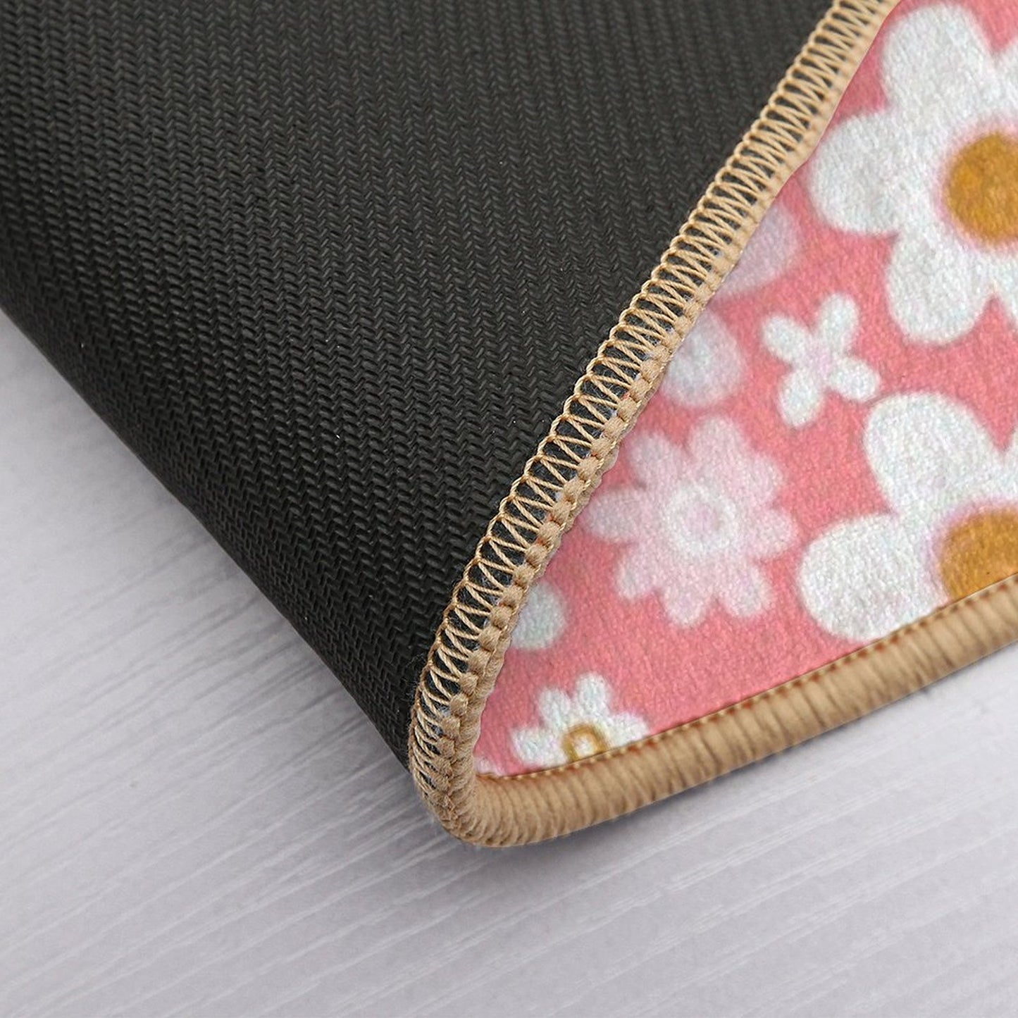 Pink And White Daisy Pattern Non-Slip Bath Mat