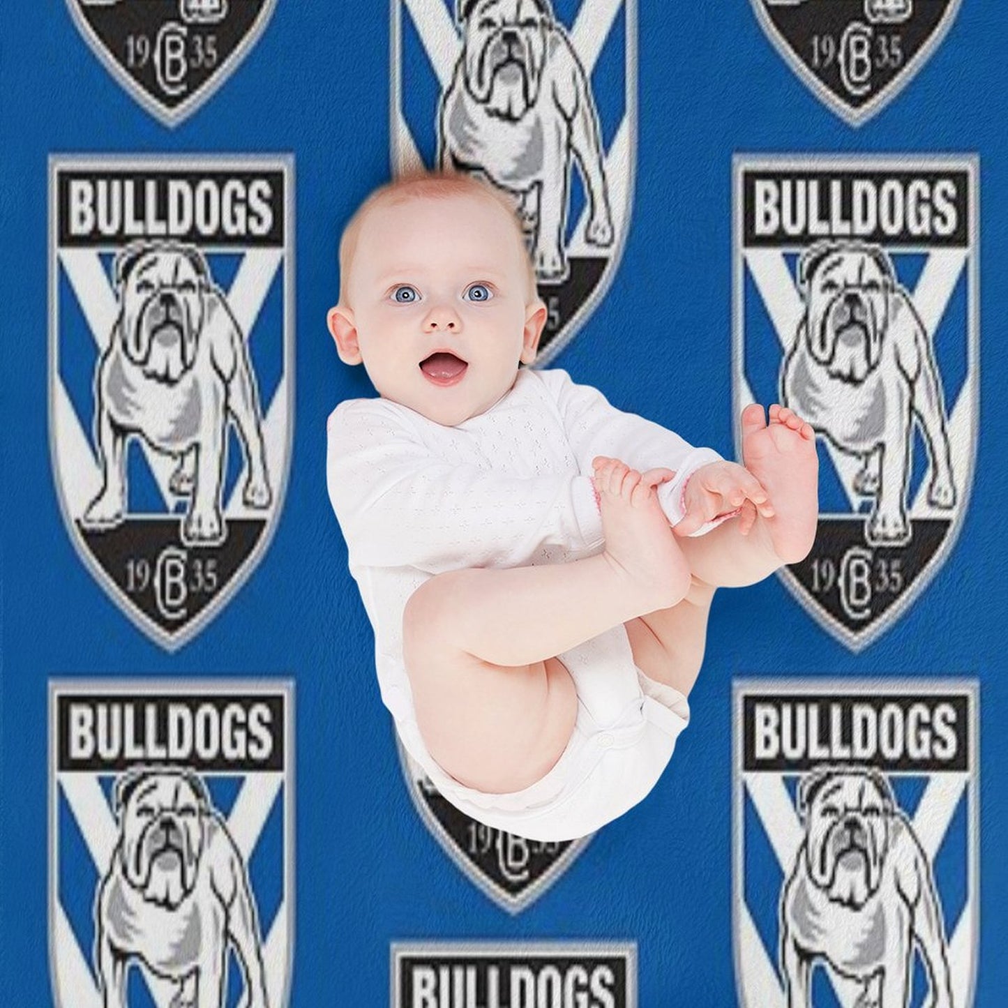 Canterbury-Bankstown Bulldogs Compact Throw Blanket