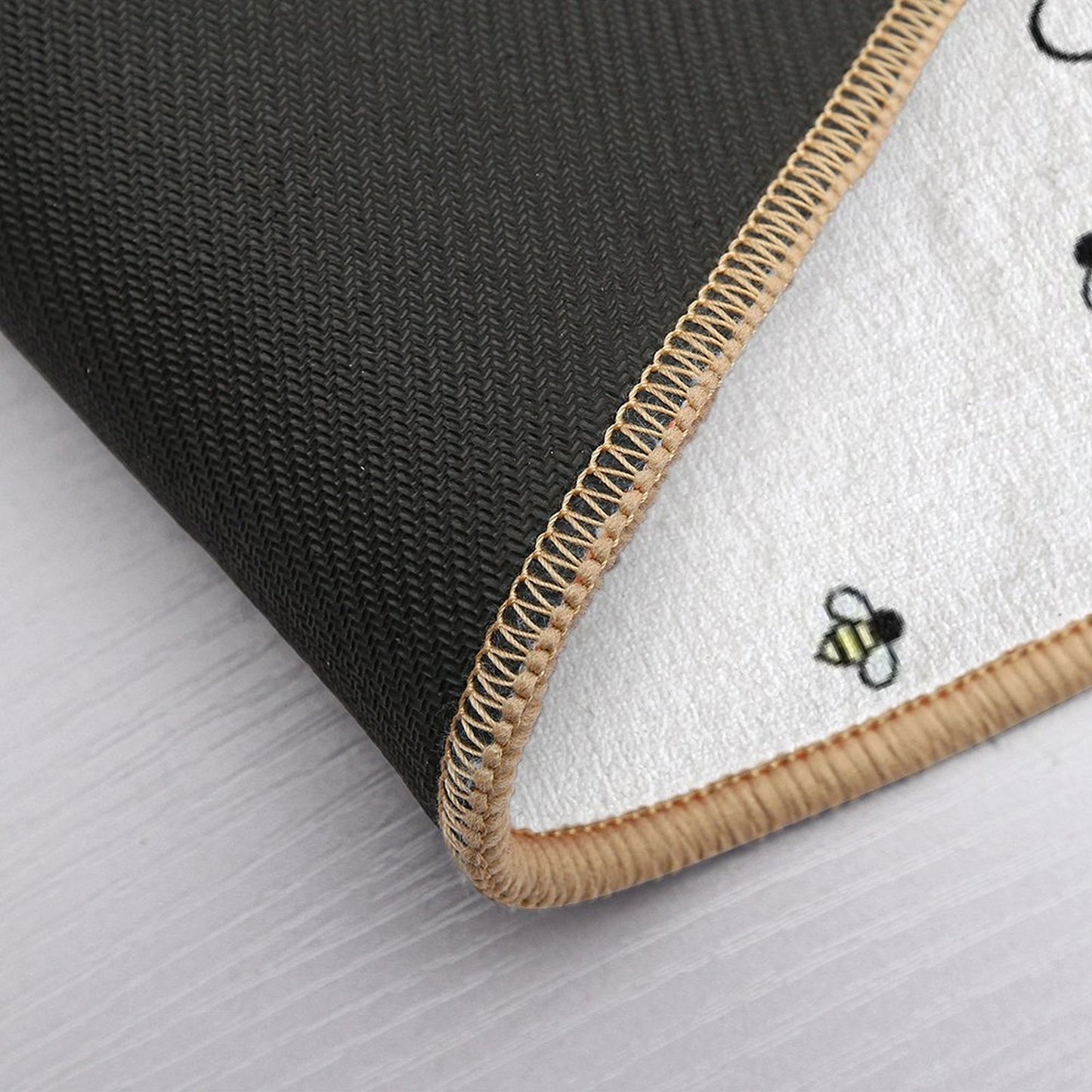 Queen Bee Rapid-Drying Bath Mat