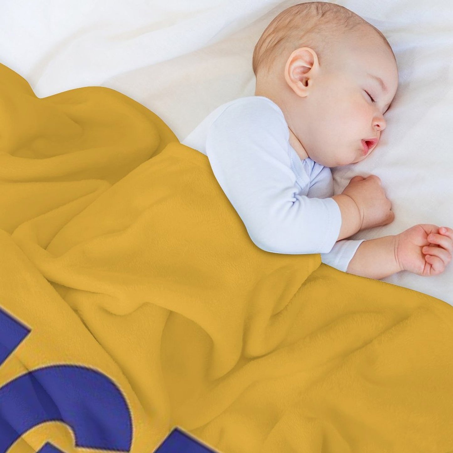 Vintage UANL Tigres Plush Throw Blanket