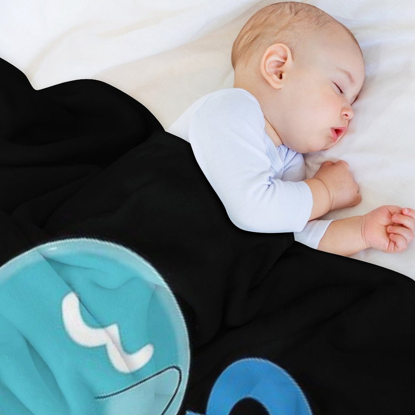 Quaxly Lightweight Throw Blanket