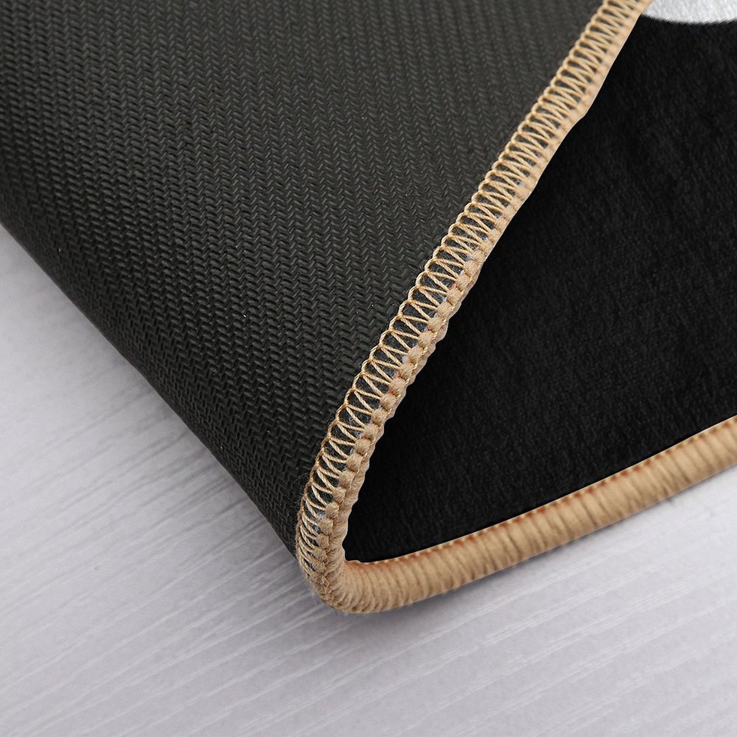 Lock, Shock And Barrel Masks Pet-Safe Bath Mat