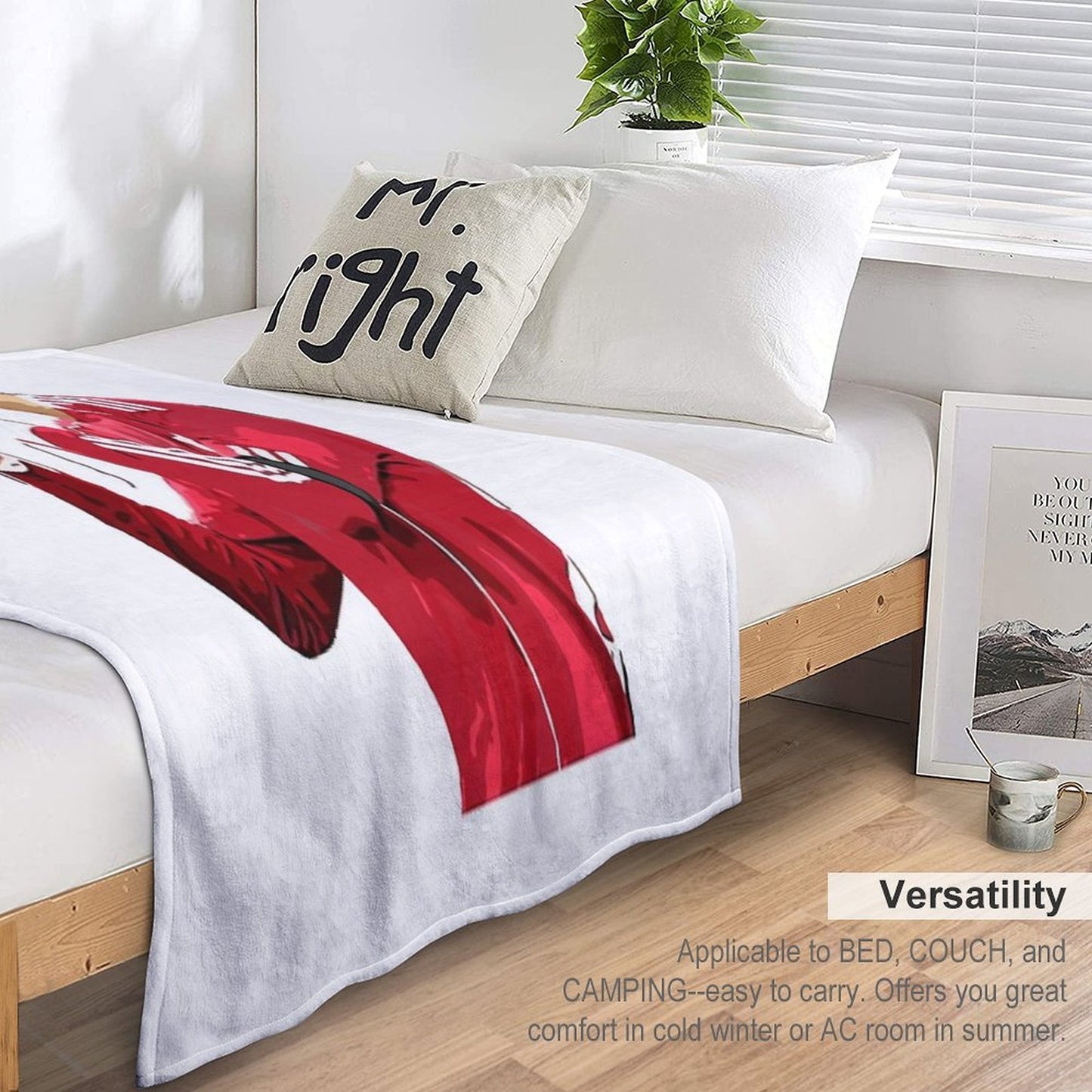 Hugo Ekitike Anti-pilling Throw Blanket