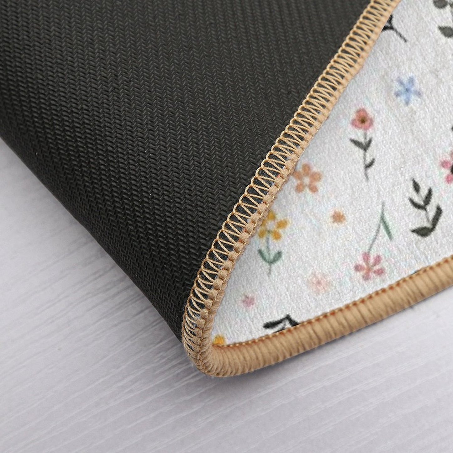 Scattered Flowers Dirt-Trapping Bath Mat