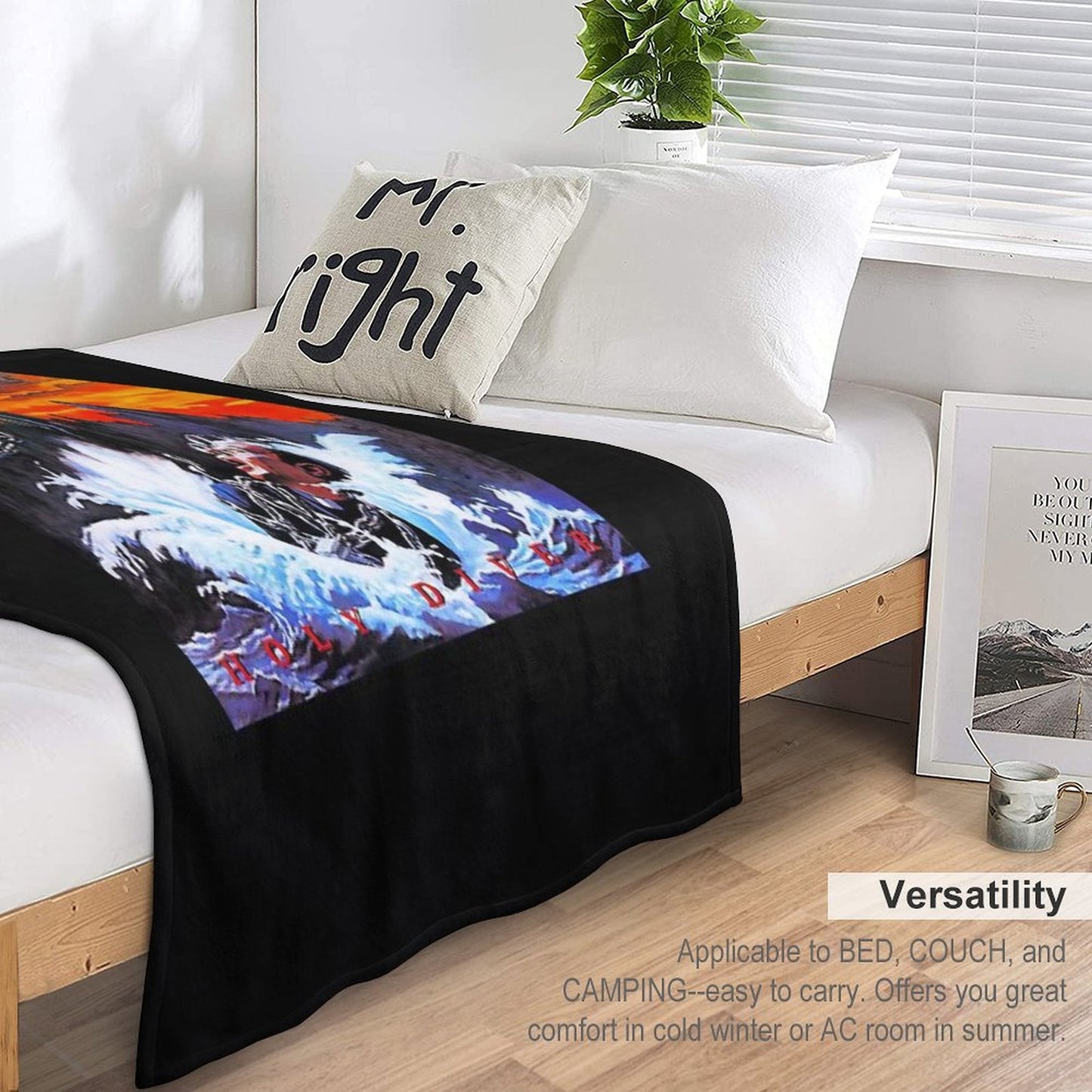 New Dio Essential T-Shirt Plush Throw Blanket