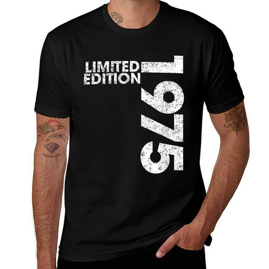 Limited Edition 1975 50 Year Old Men Women 50th Birthday  Vintage-inspired T-Shirt