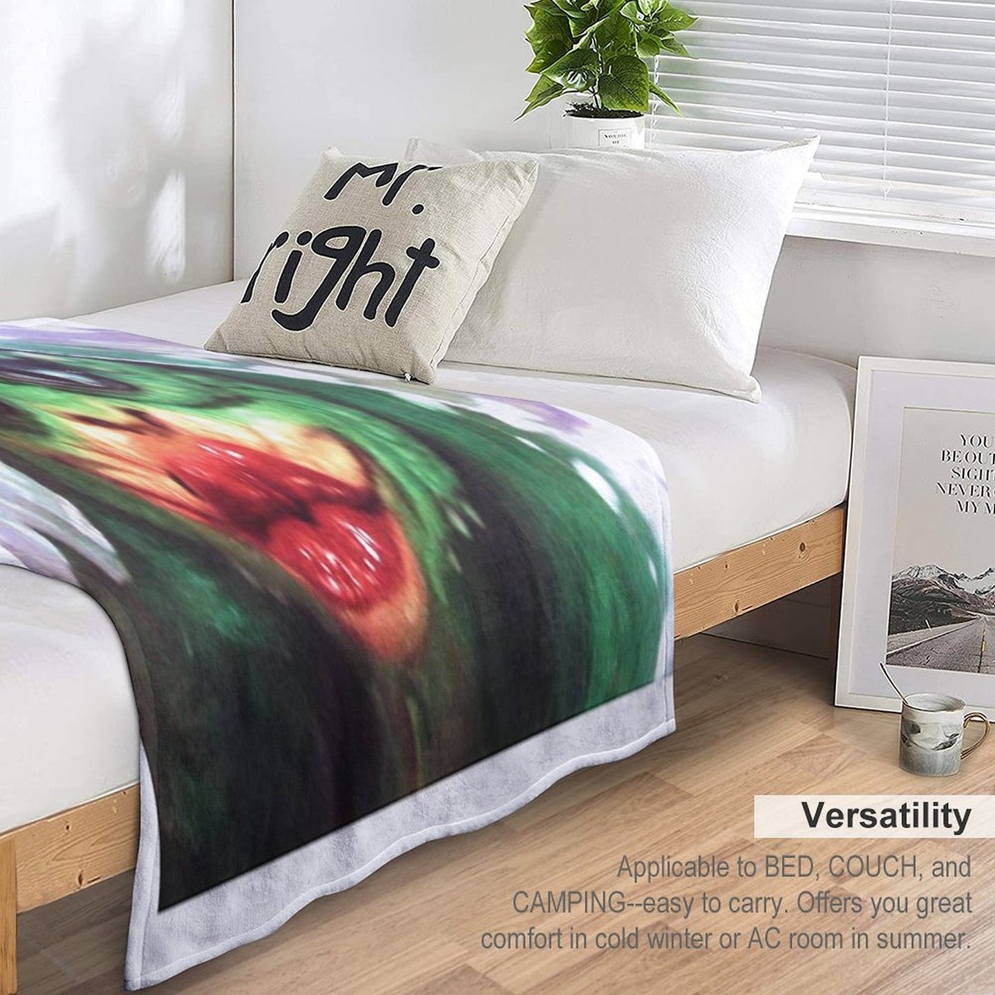 Gremlin Greta Compact Throw Blanket
