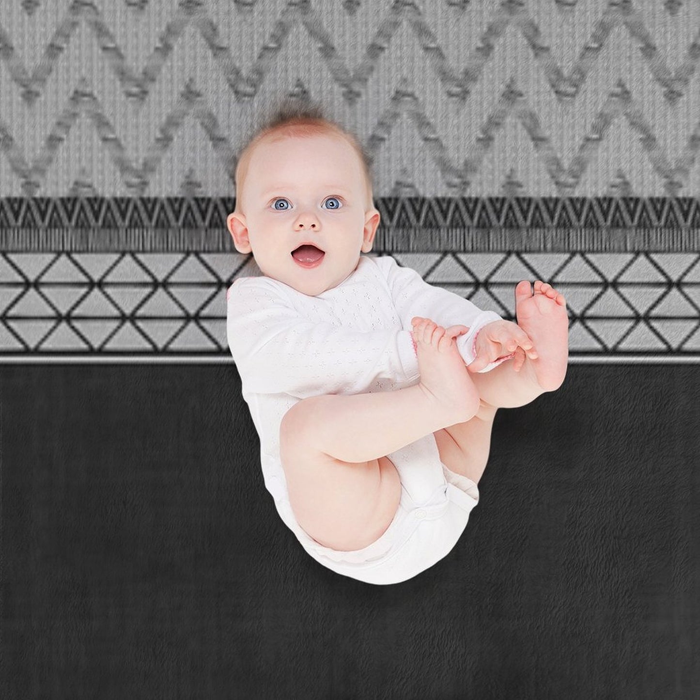 Dutch Wax Border Print in Black & White Machine-washable Throw Blanket