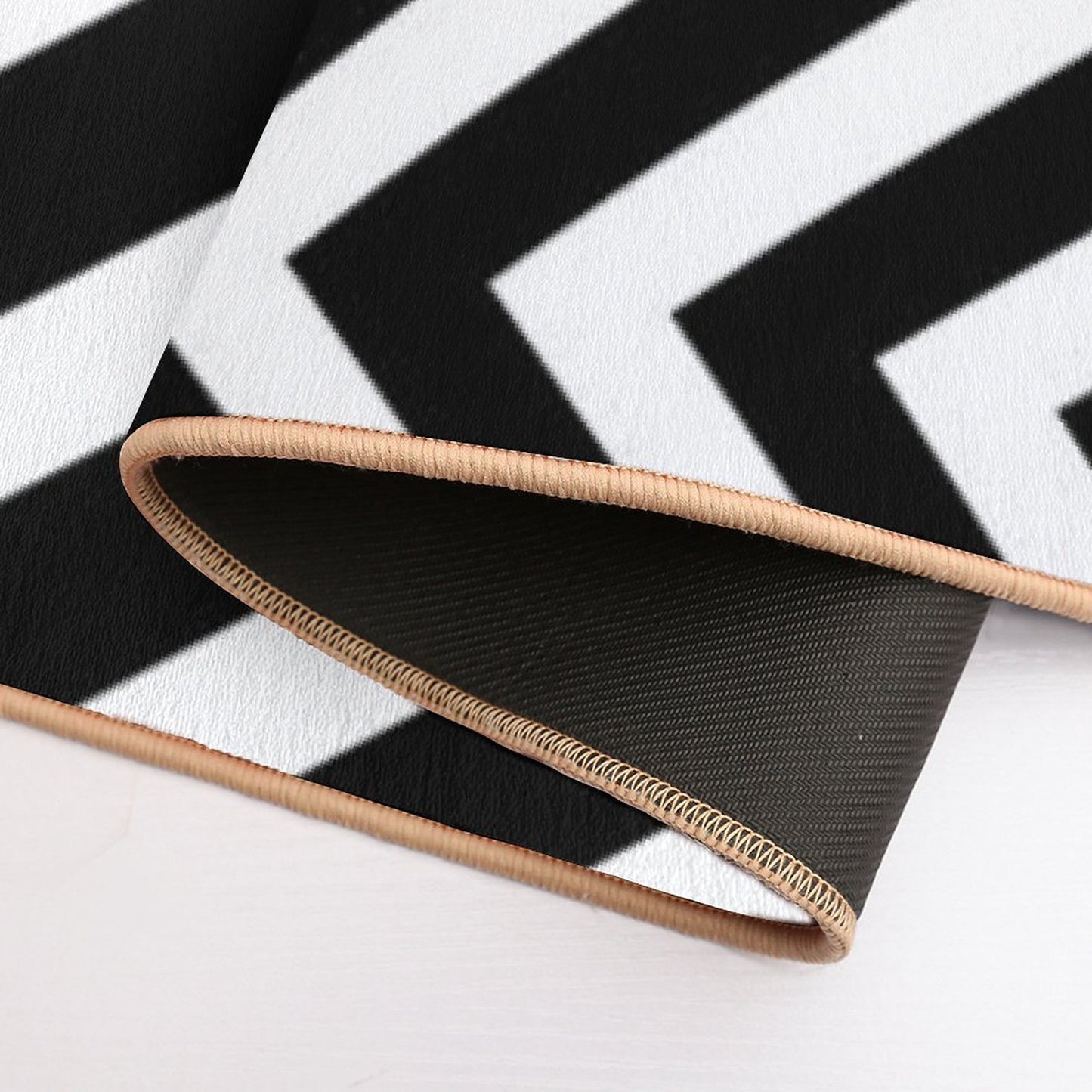 Black And White Geometric Lines Slip-Resistant Bath Mat