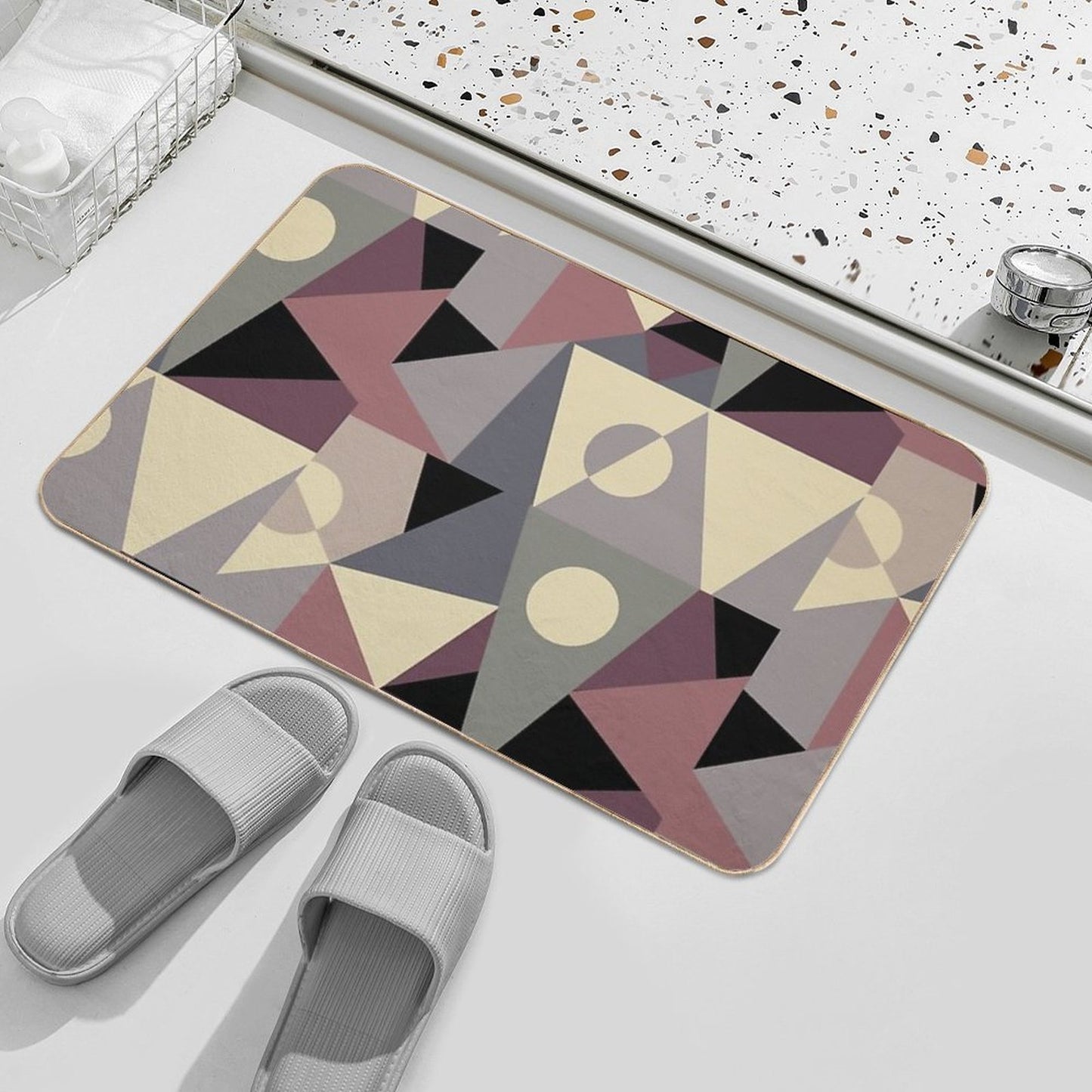 Triangulation I Dirt-Trapping Bath Mat