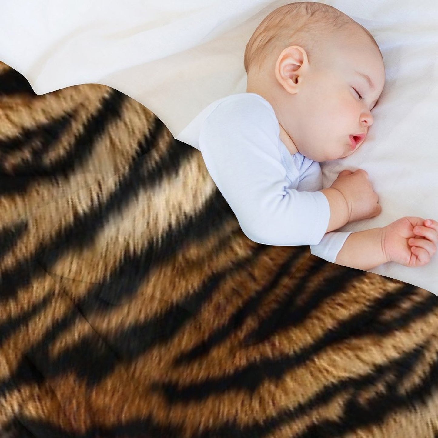Tiger Africa Realistic Fur Print Pattern Eco-conscious Throw Blanket