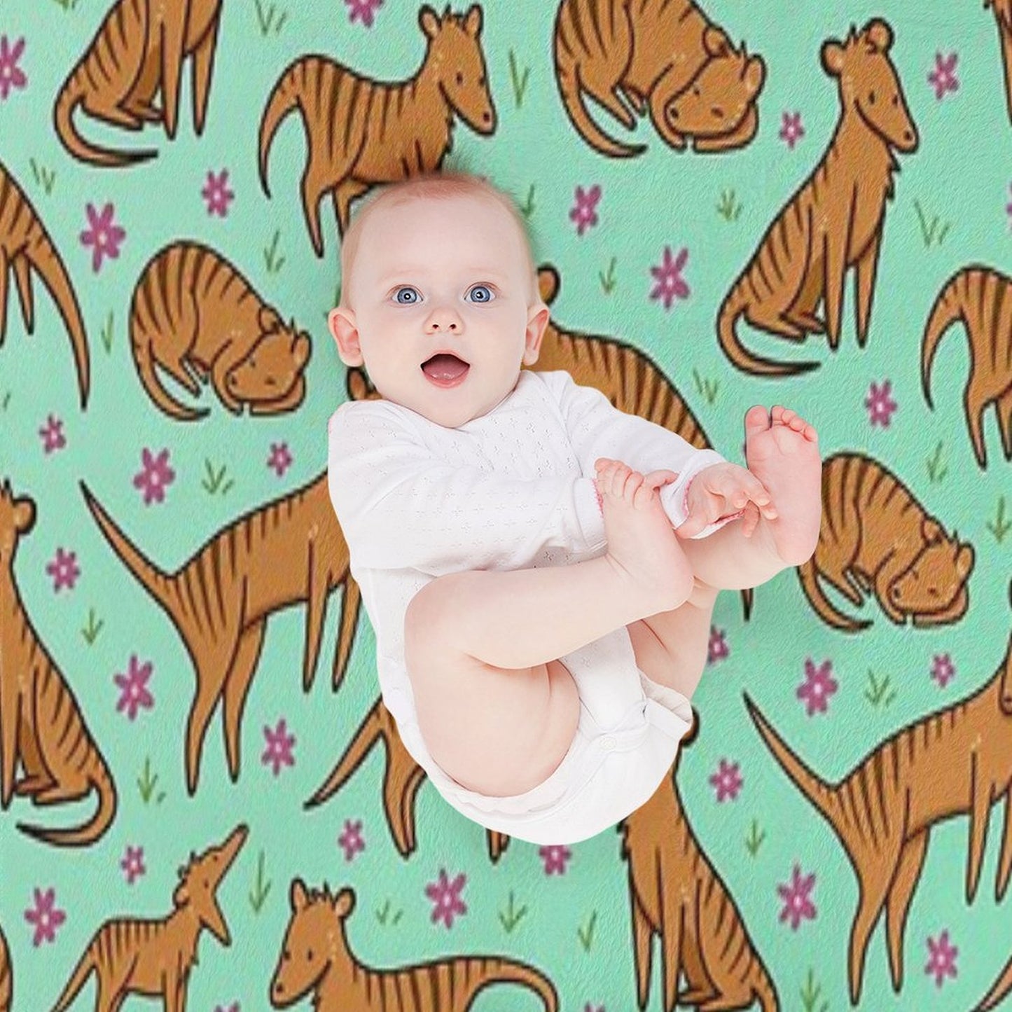 Thylacine Pattern Multi-functional Throw Blanket