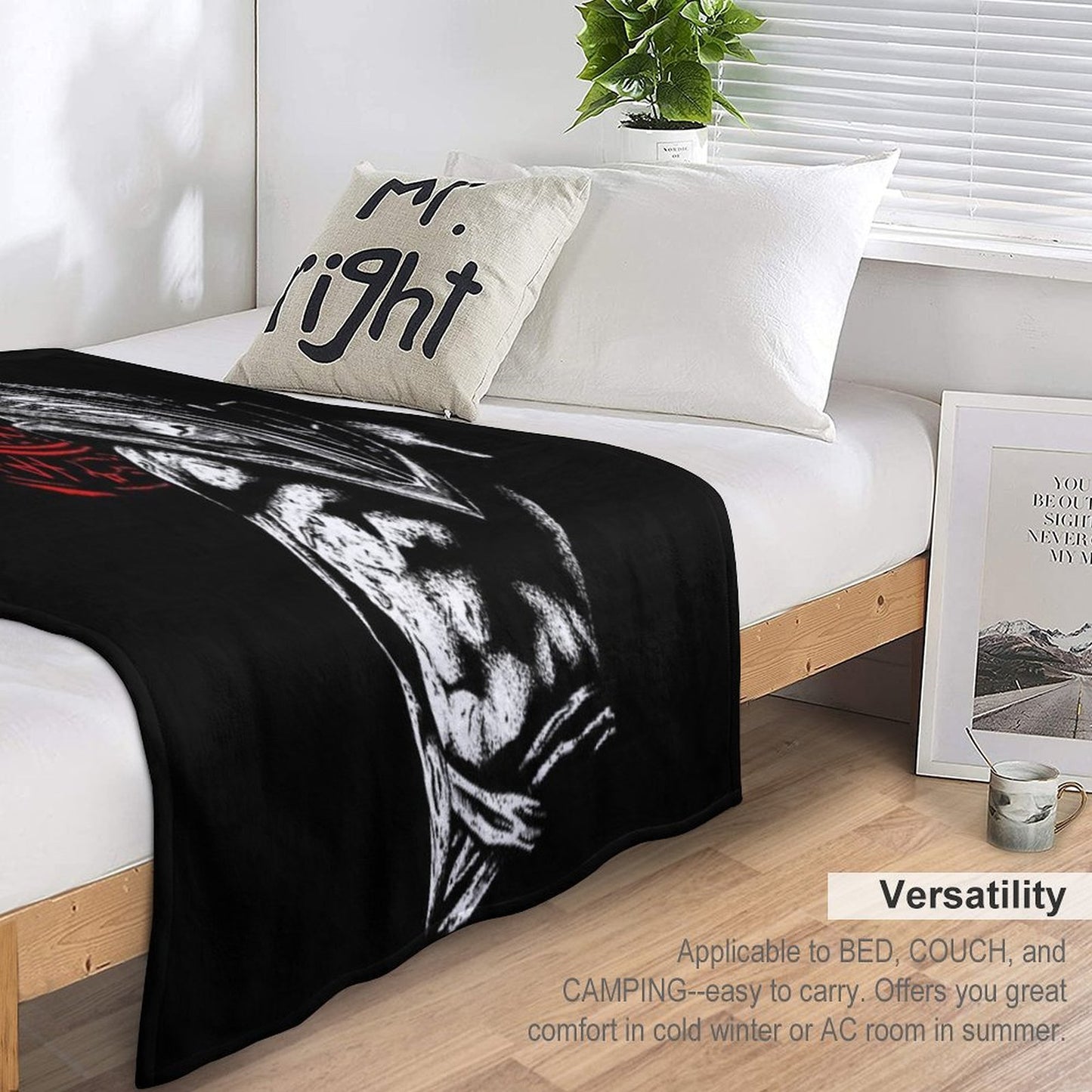 Chain Link And Fog Wrinkle-free Throw Blanket