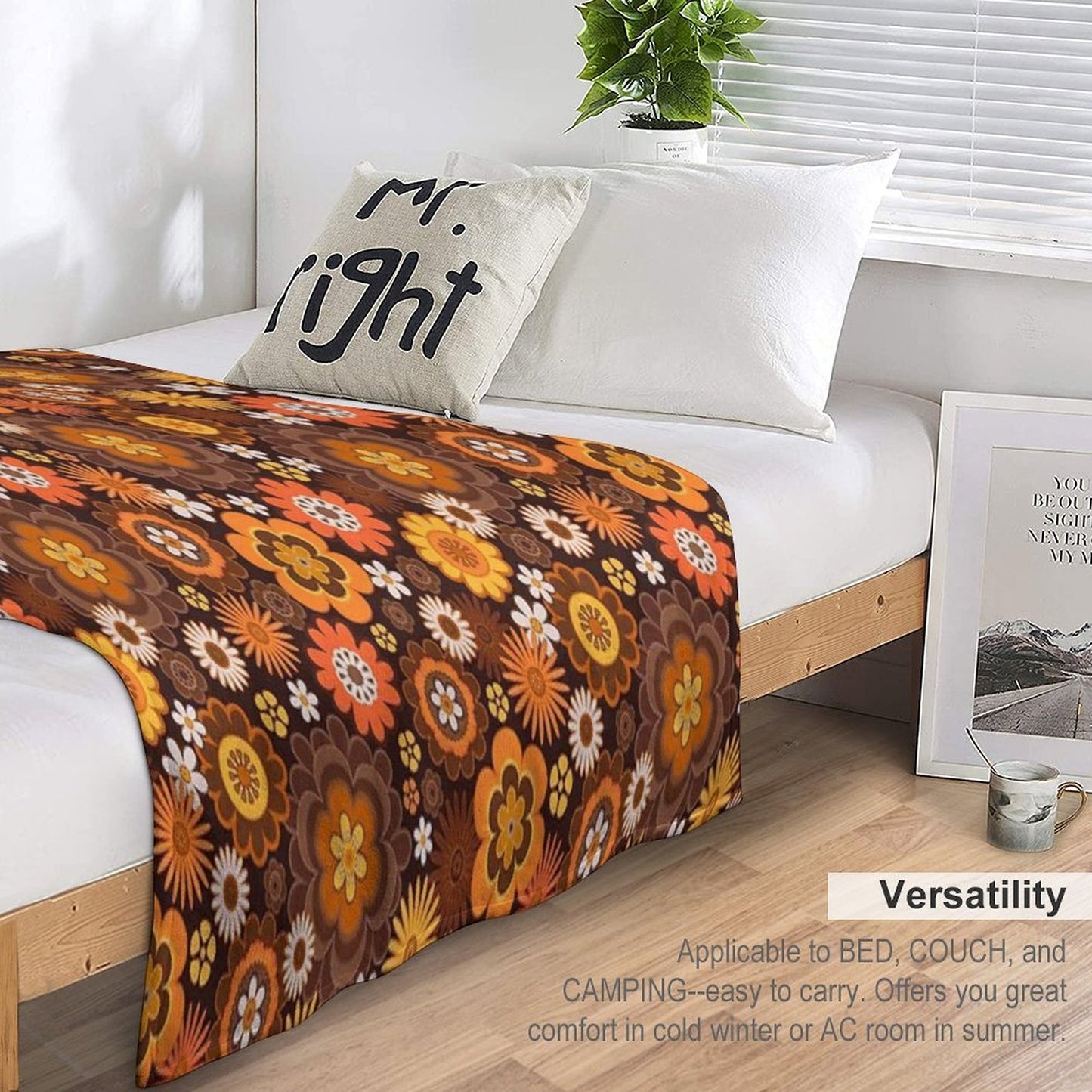 Vintage Retro 70s Floral Pattern Lightweight Throw Blanket