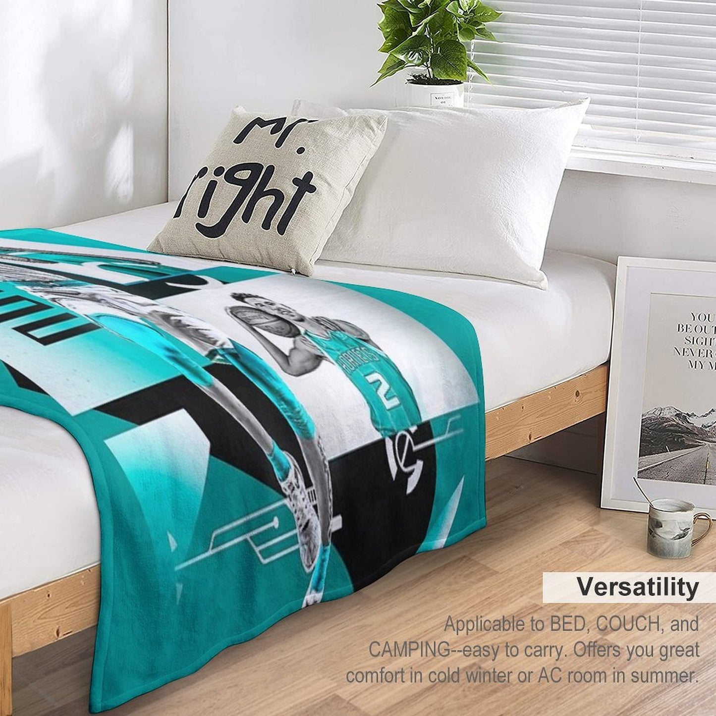 Wallpaper LaMelo Ball Wrinkle-free Throw Blanket