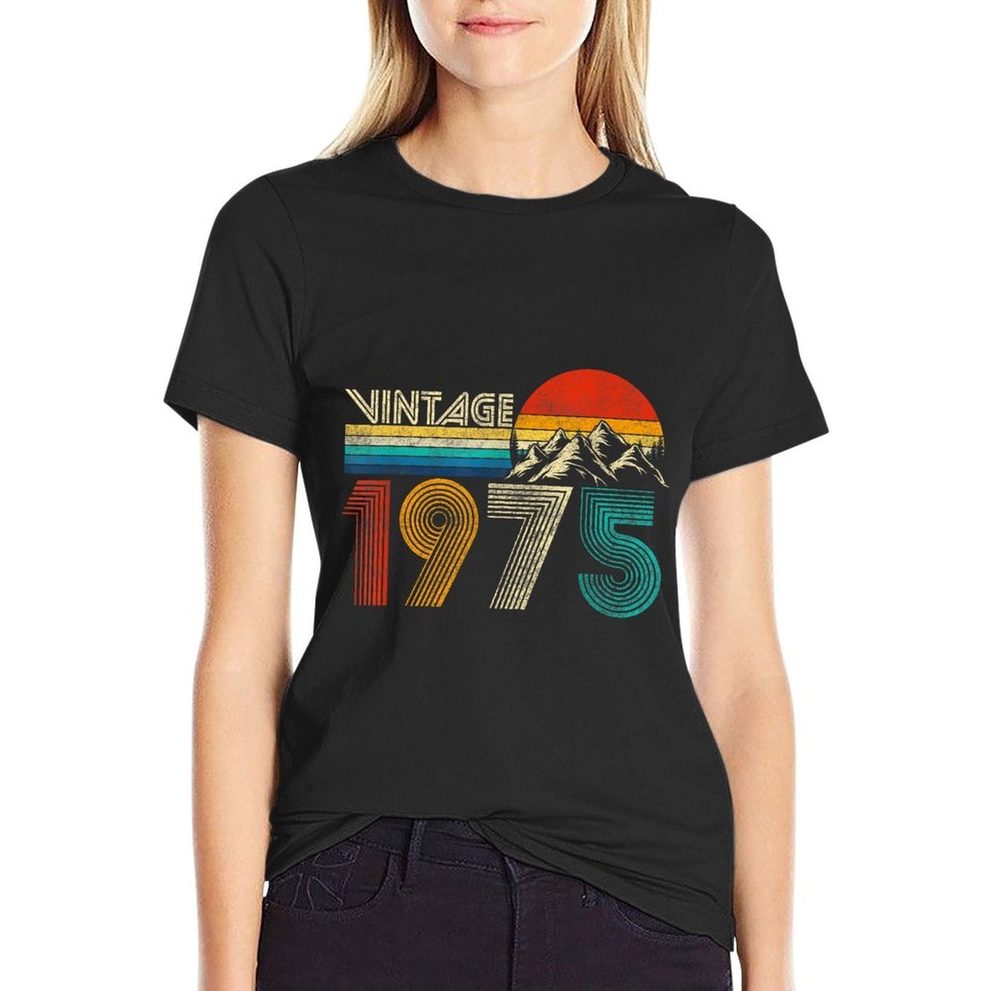 50 Year Old Vintage 1975 Retro 50th Birthday Gift Men Women Soft T-Shirt