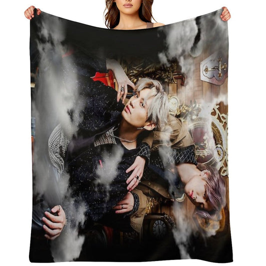 BounPrem Easy Care Throw Blanket