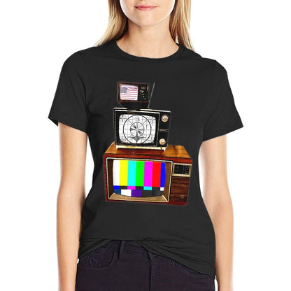 Vintage Television Tube TV Sign Off Screen Old School Retro  Graphic-printed T-Shirt