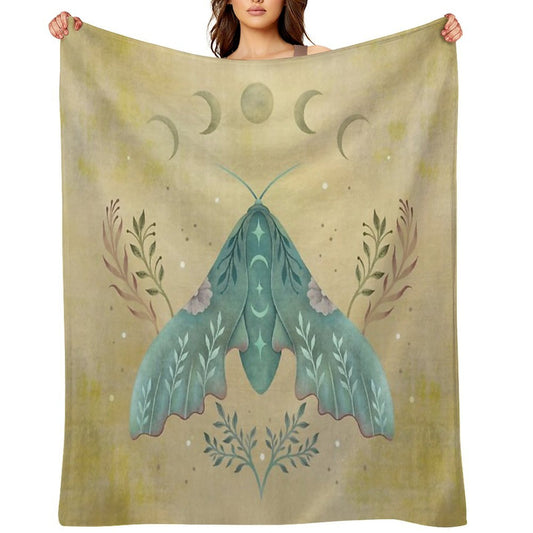 Luna And Moth - Oriental Vintage Anti-pilling Throw Blanket