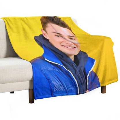 Noah Schnapp Blue Jacket Machine-washable Throw Blanket