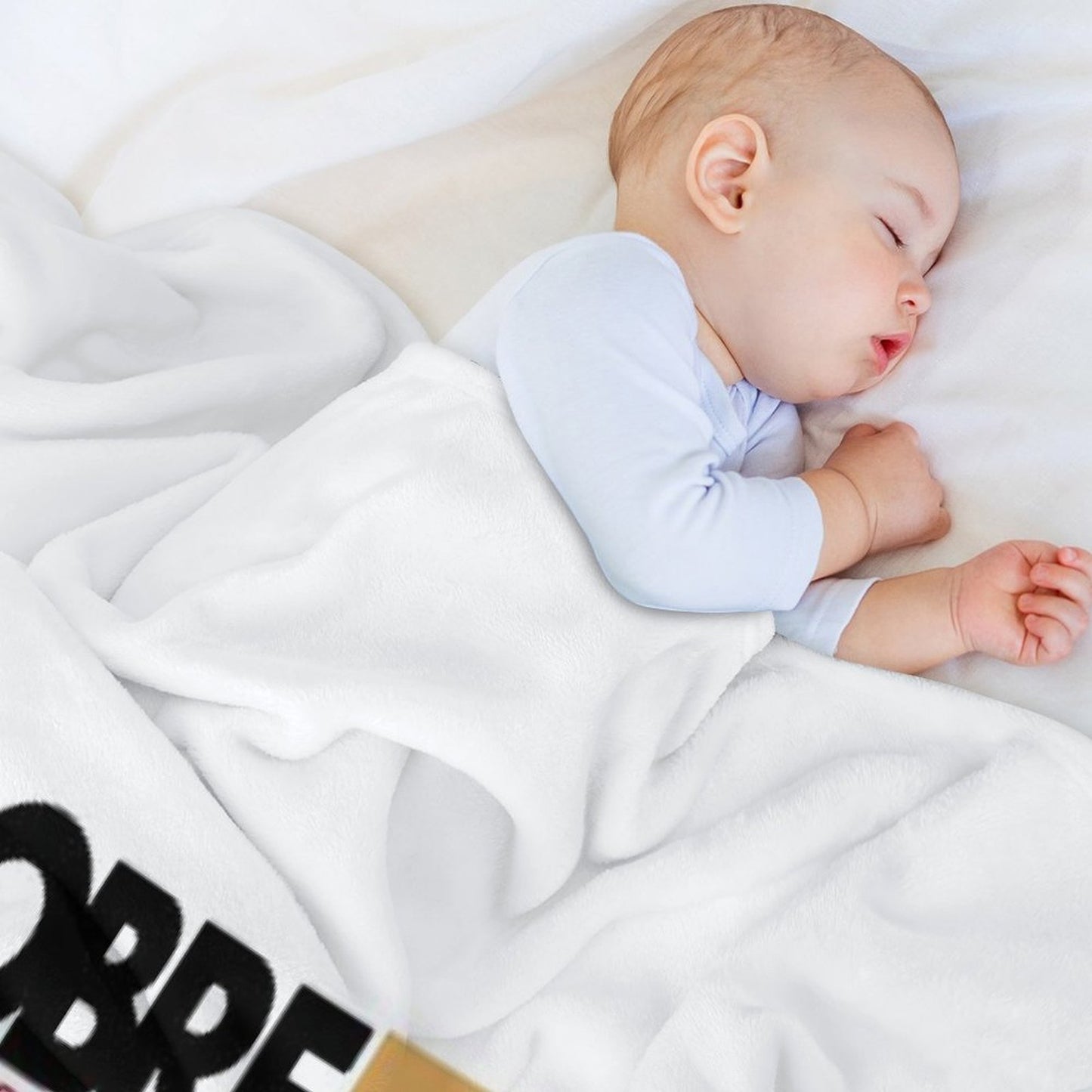 Dobre Brothers Compact Throw Blanket