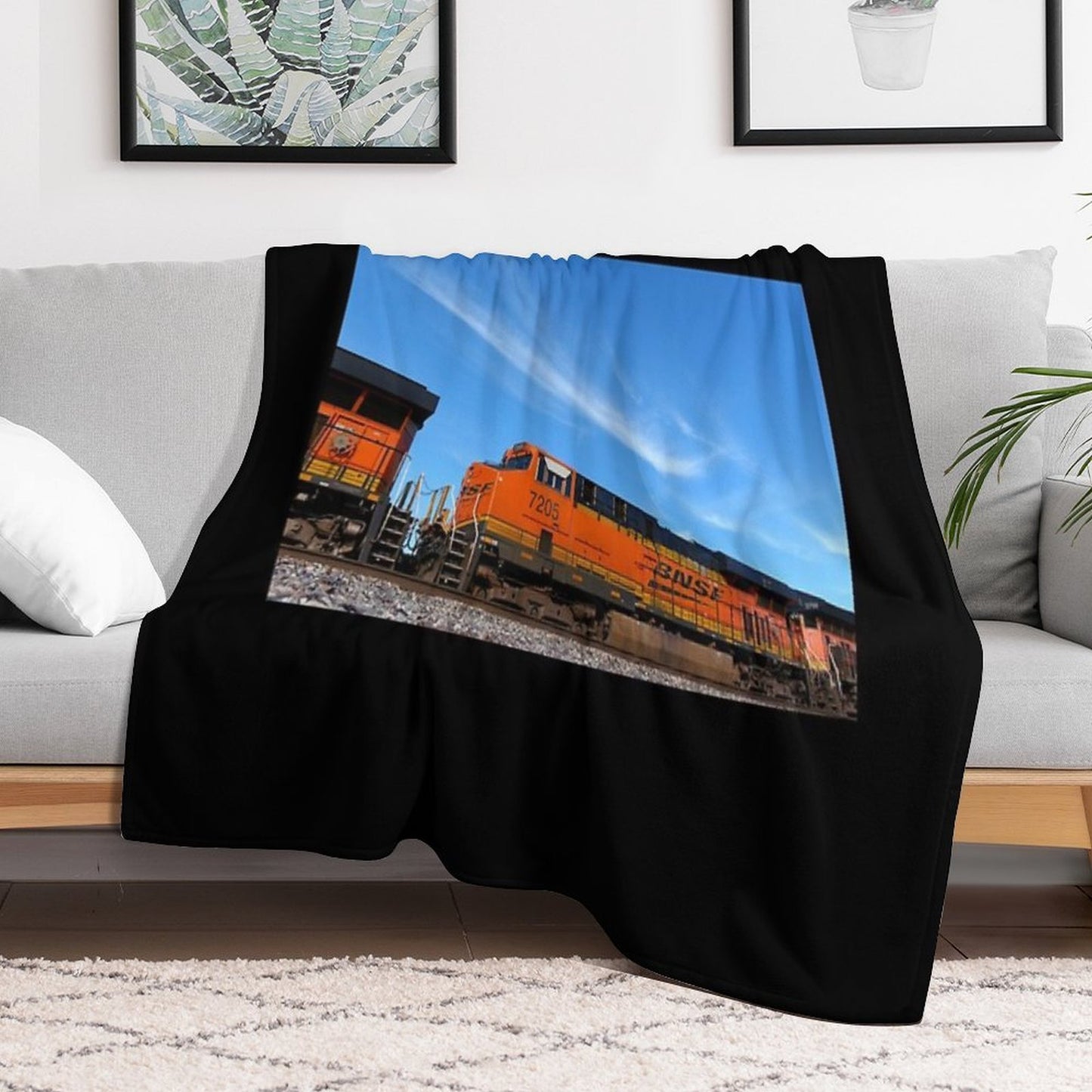 BNSF #7205 GE ES44DC Locomotive in 6K Compact Throw Blanket
