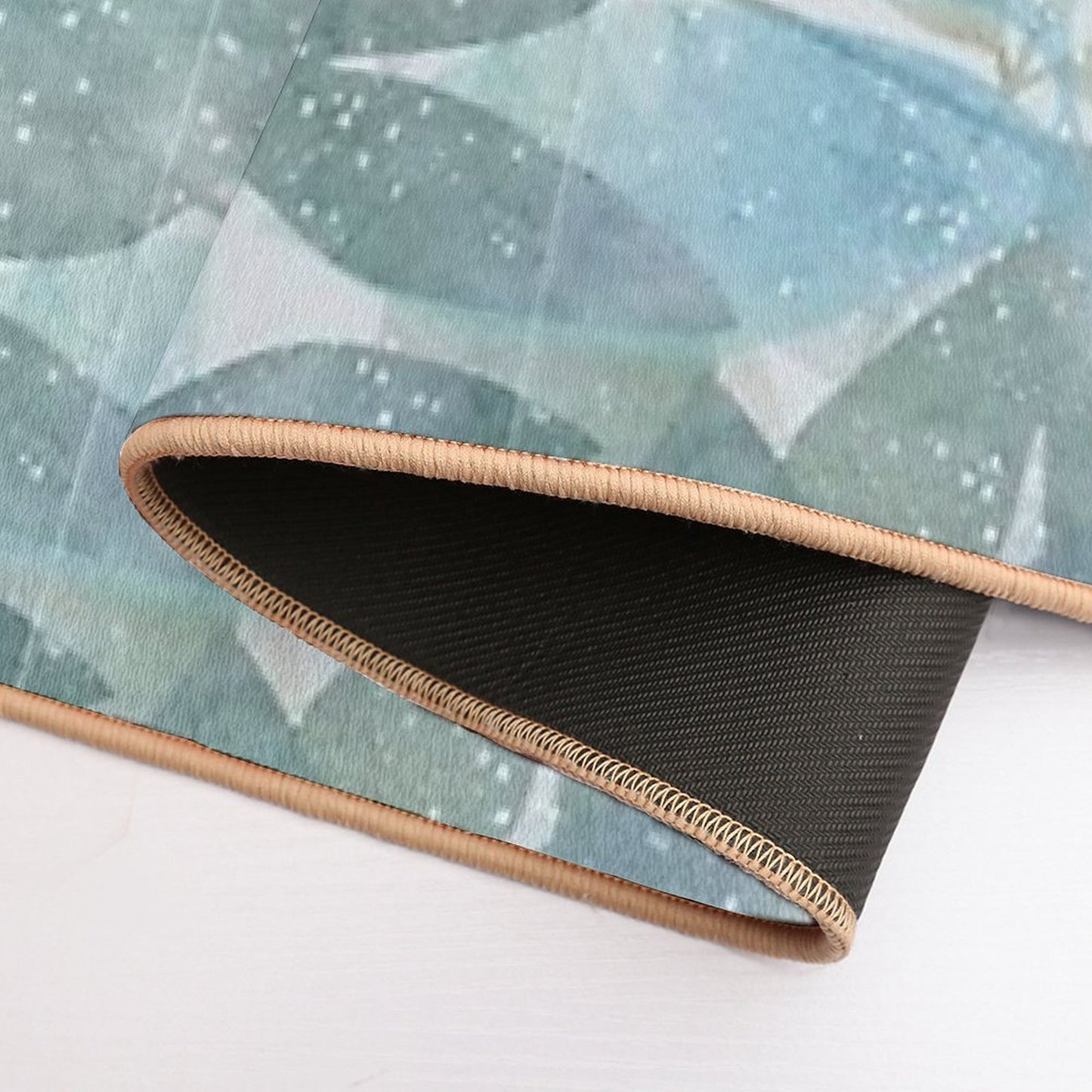 Leaf Pattern Design  Non-Slip Bath Mat