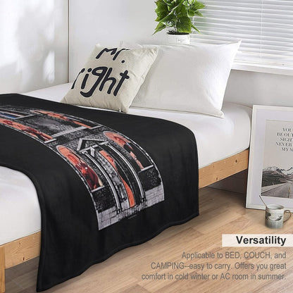Clue Sustainable Throw Blanket