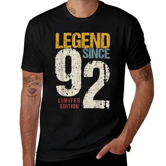 32 Years Old Vintage 1992 32nd Birthday Decoration Men Women  Easy-care T-Shirt