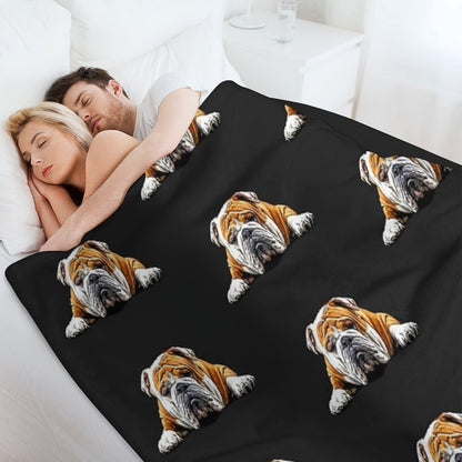 Bulldog Chill Pose - English Bulldog All-season Throw Blanket
