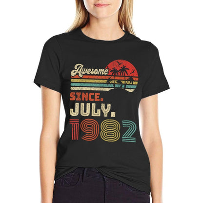 40 Year Old Awesome Since July 1982 40th Birthday  Classic T-Shirt