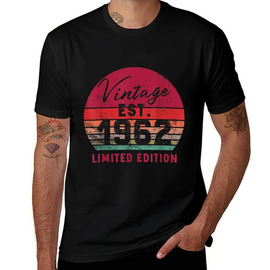 Vintage Est 1962 Limited Edition 60 Years Old 60th Birthday  Graphic-printed T-Shirt