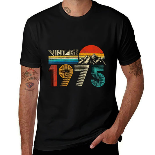 50 Year Old Vintage 1975 Retro 50th Birthday Gift Men Women  Soft T-Shirt