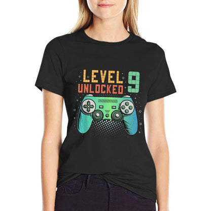 Level 9 Unlocked 9th Birthday Gamer Gifts 9 Year Old Boys  Classic T-Shirt