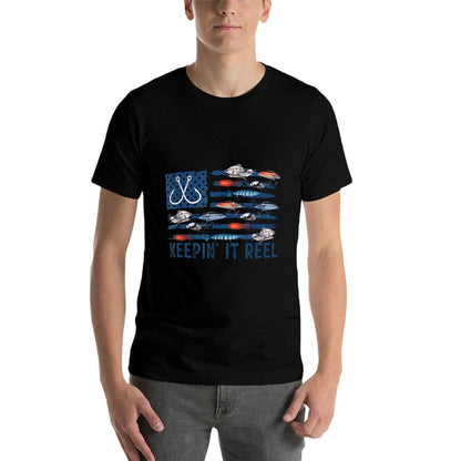 Keepin It Reel Fishing Lure Fisherman Bass Fishing  Wrinkle-resistant T-Shirt