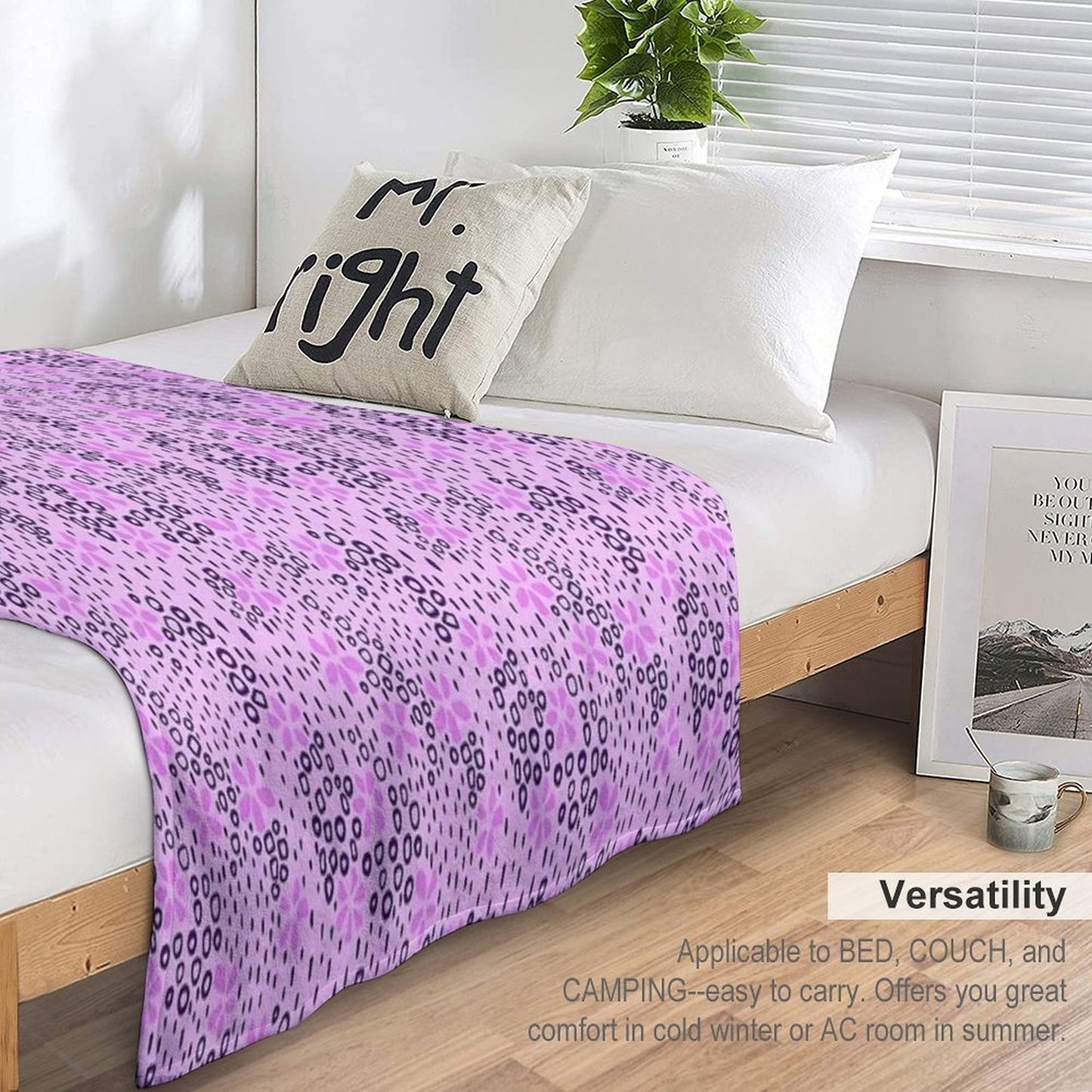 Wildflower Field - Minimalist Floral Pattern Gift-ready Throw Blanket
