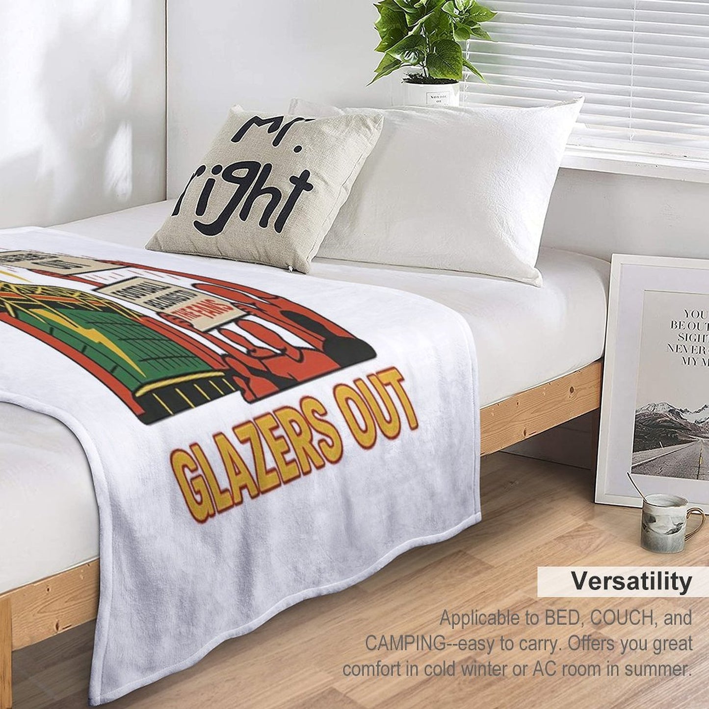 Glazers Out Protest Manchester United Fan Art Design Easy Care Throw Blanket