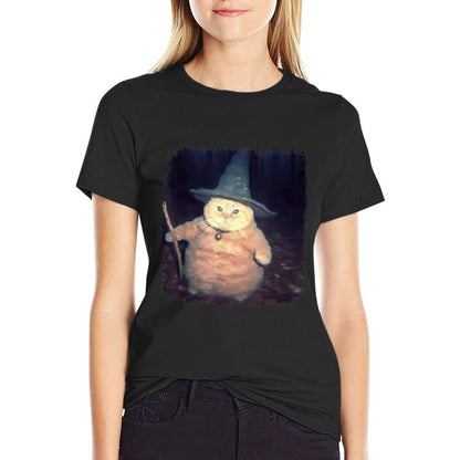 Retro Wizard Cat Weird Funny Halloween Cat Meme  Rolled Sleeves T-Shirt