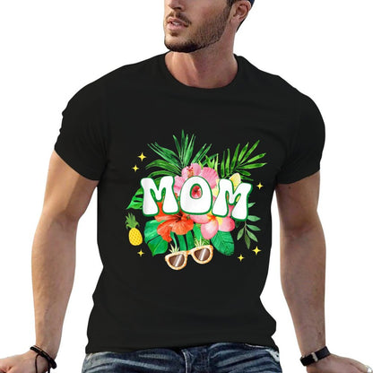 Mom Hawaii Birthday Party Family Aloha Hawaiian Floral  Lightweight T-Shirt