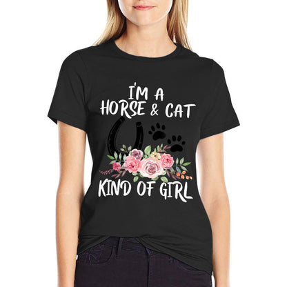 I Am Horse & Cat Kind Of Girl Horseshoe Paws  Graphic-printed T-Shirt